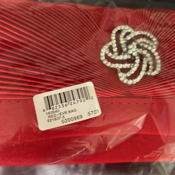 Red Pleated Clutch Purse with Rhinestone Brooch Accent - Picture 3 of 4